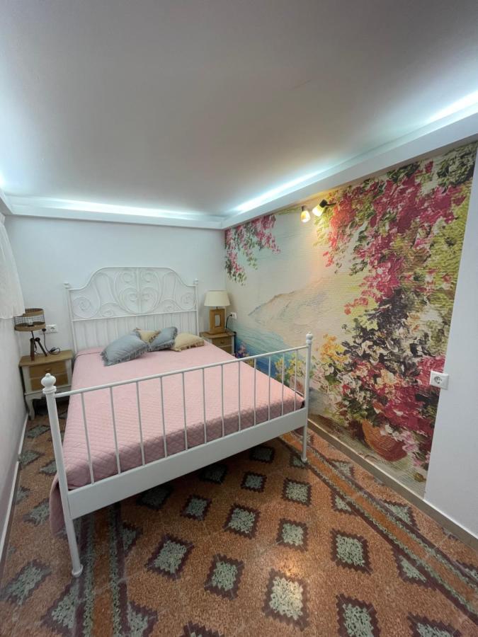 מלון Naxos City Burgos Barrio מראה חיצוני תמונה