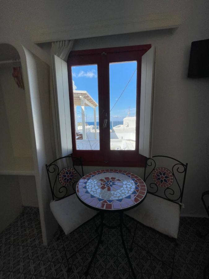 מלון Naxos City Burgos Barrio מראה חיצוני תמונה