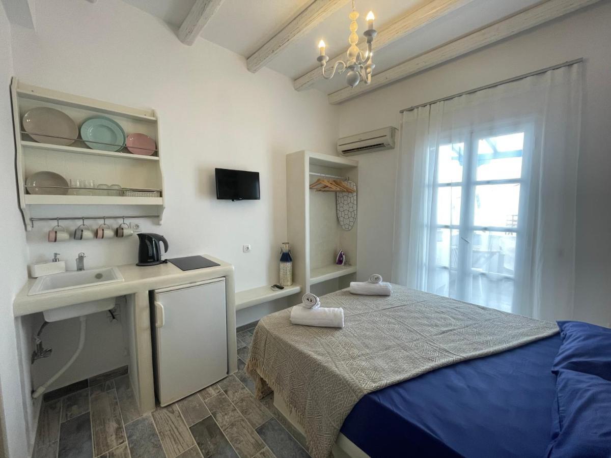 מלון Naxos City Burgos Barrio מראה חיצוני תמונה