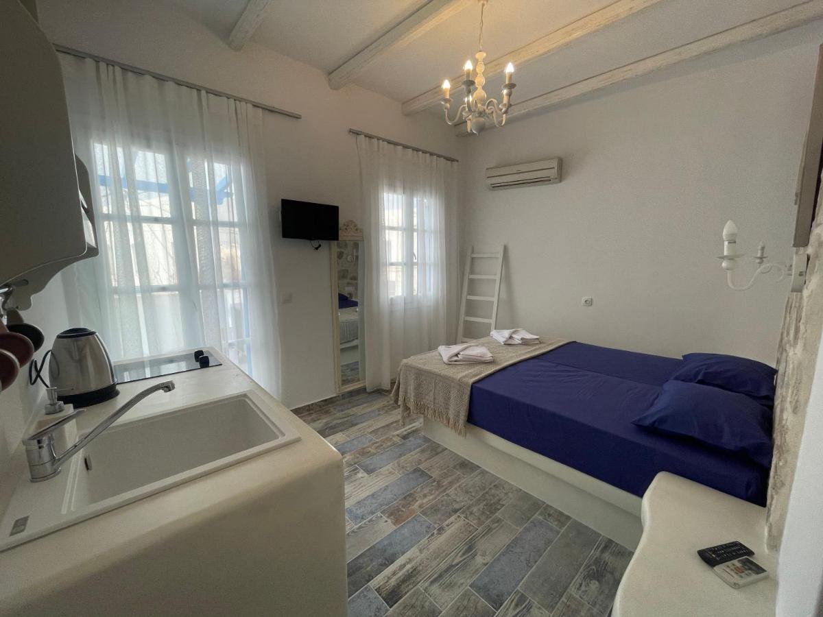 מלון Naxos City Burgos Barrio מראה חיצוני תמונה