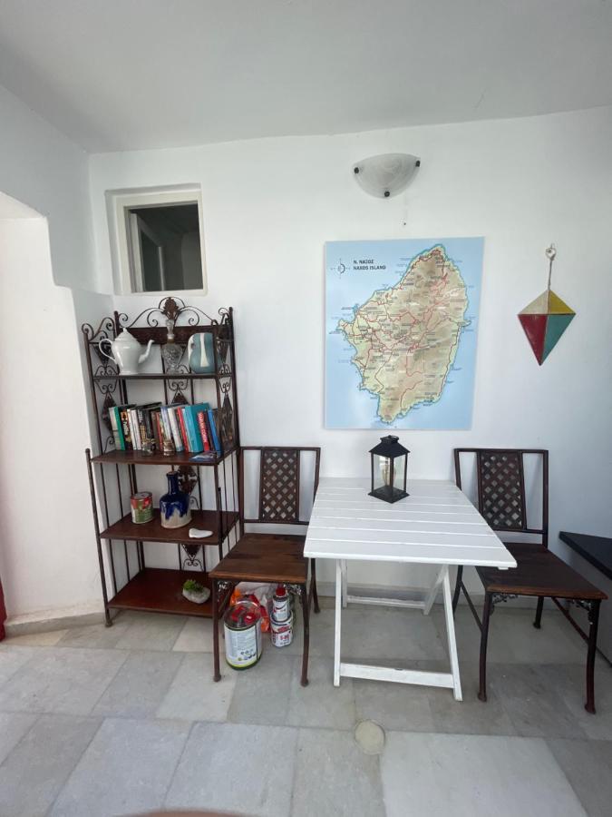 מלון Naxos City Burgos Barrio מראה חיצוני תמונה